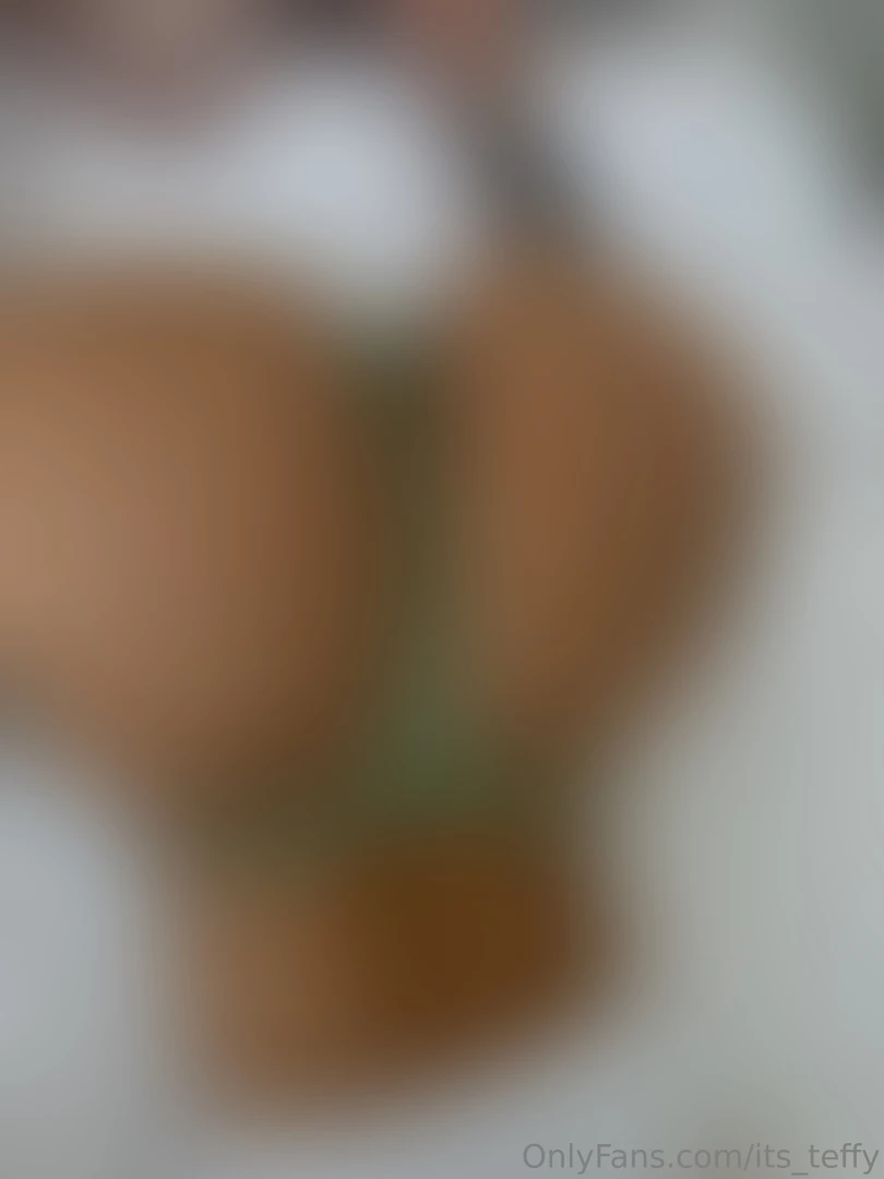 Do you like how this tiny thong gets lost in my ass 