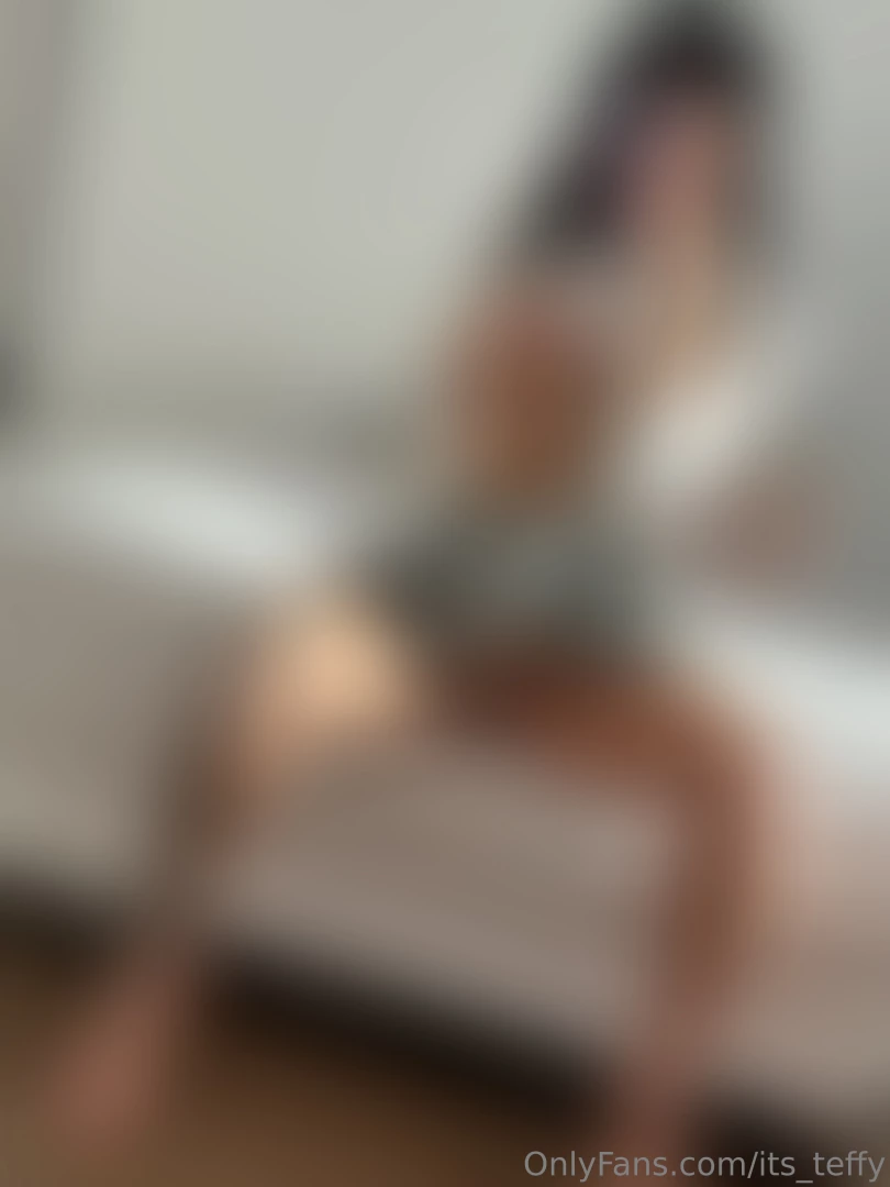 I like to wear skirts without anything underneath would you like to 