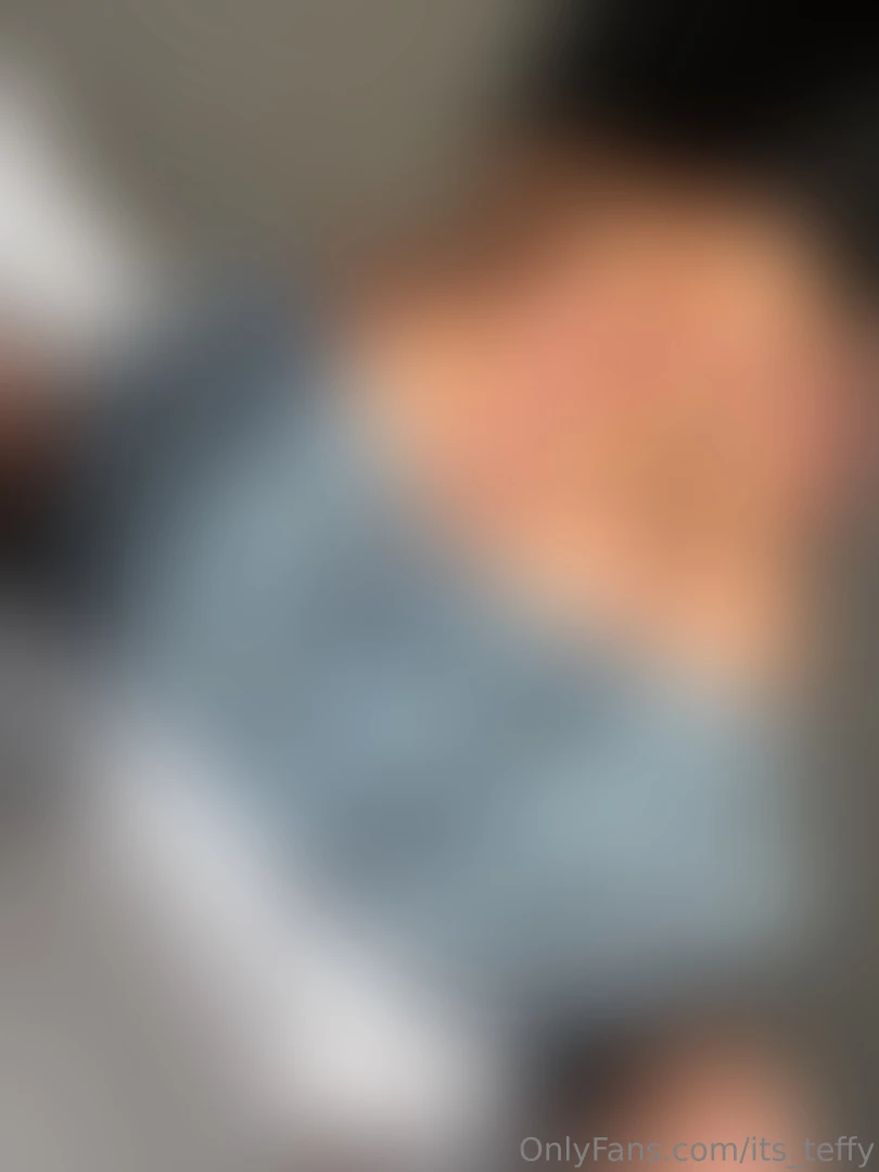 Oops whale tail with my tiny thong would you like to have this view 