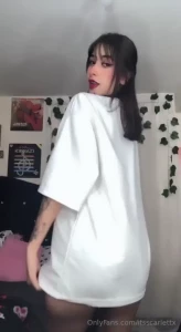 Bet you can t look away from this jiggle