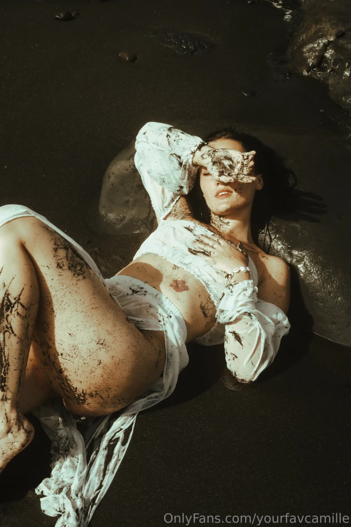 Can you help me wash this body well 