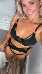 My new years resolution is to suck more cock can u help