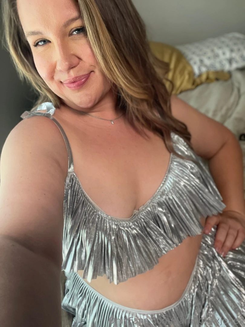 Hehe sexy in silver today 