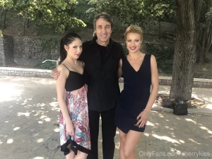 I love my job but i like to have fun at work part 3