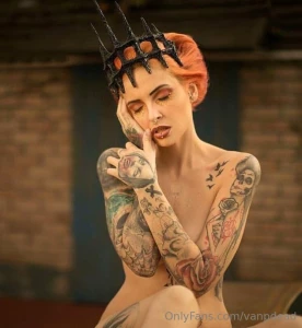 I just love these pics so i m gonna share them again hahah soon will