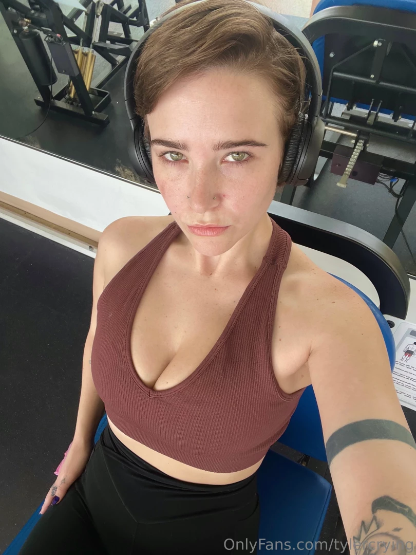 Why is the gym so horny lol 