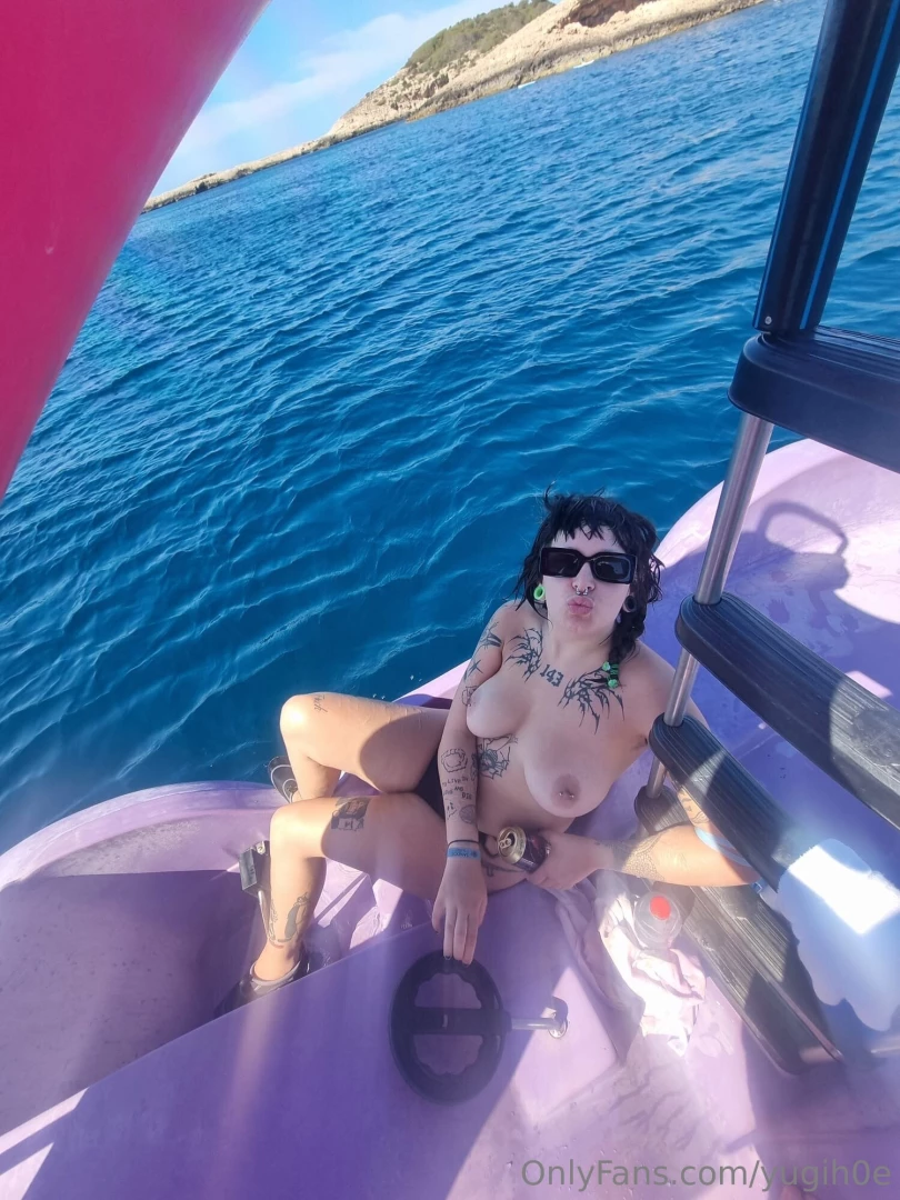 Look how cute i look having naughty fun on a boat 
