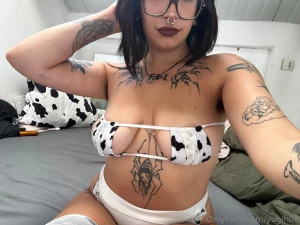 Whoops my udders don t fit part 1