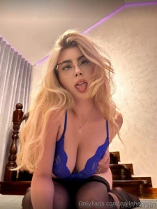 Arianamonty now wet oh my god arianamonty wants you i hear this cutie part 137