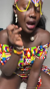 Hot african bitch got a huge dirty double penetration will you see how part 1