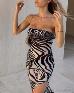 A moment for this dress please swipe for a surprise