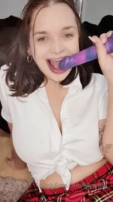 Private message me if you need a good slut to fuck part 2 