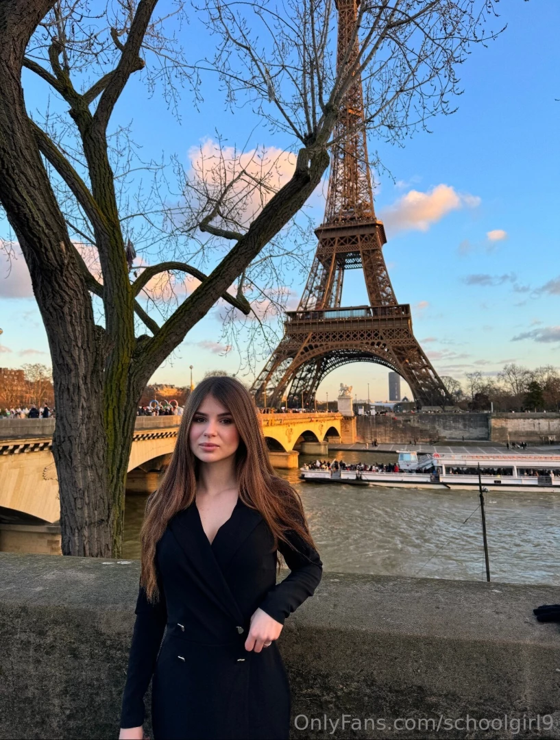 I always dreamed of visiting paris and i made my dream come true it s 