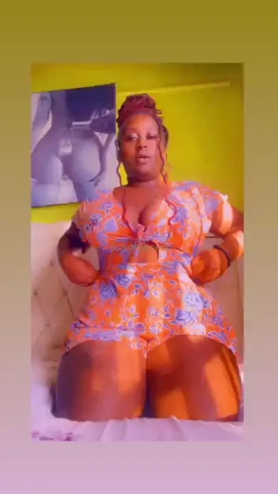 Good moarning from your pretty natural babe do you wanna 