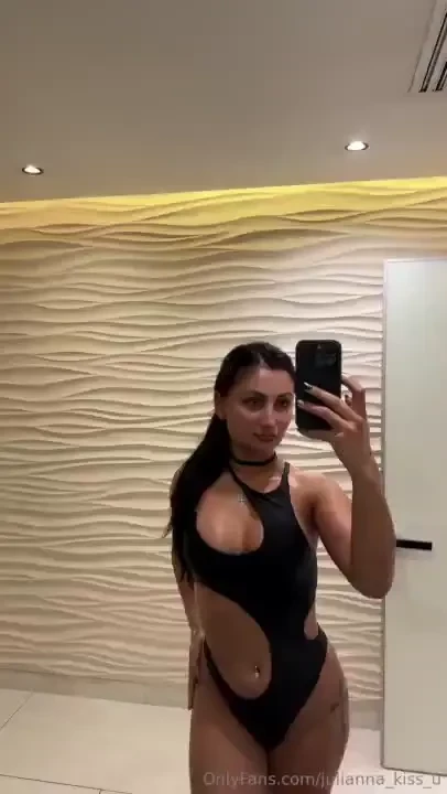 What would you do if you saw a mermaid like this in the pool 