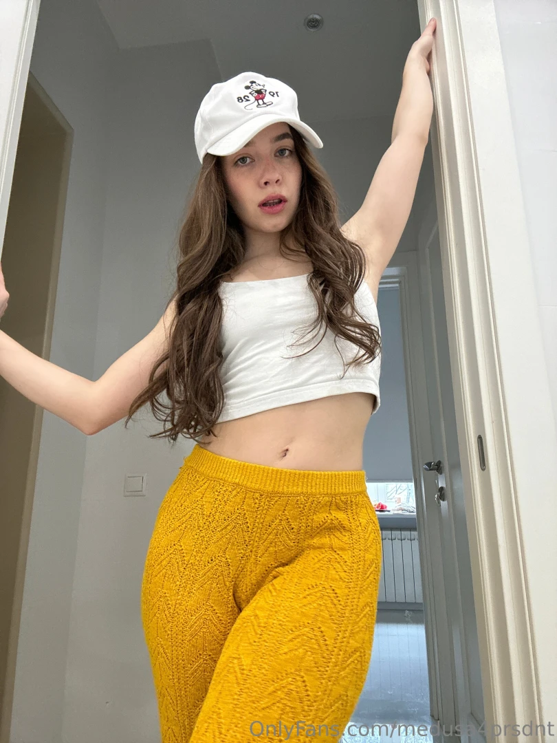 When i saw this cap i already knew it would settle in my wardrobe haha part 3 