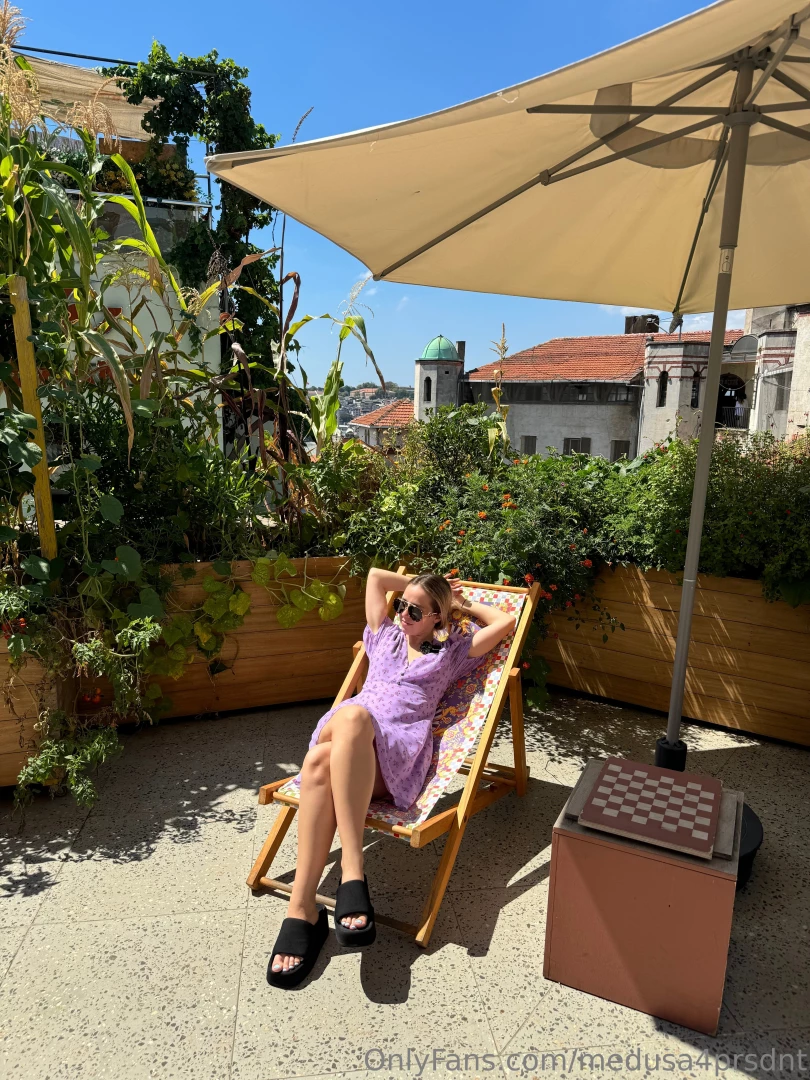 I like being alone but i like being alone w you more part 1 