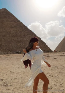 Hottest girl in the desert part 2