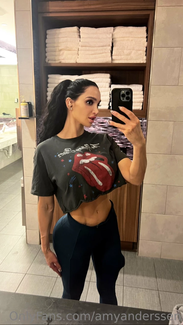 I am feeling reaaaaal naughty 