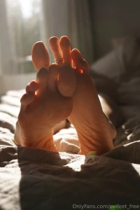 Delicious morning photoshoot on my page https onlyfans com evifeet