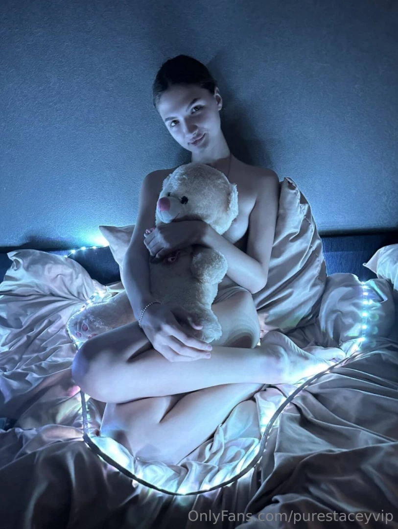 I always want to be a good girl but sometimes i think about pranks 