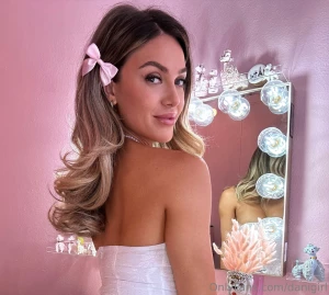 Darling come a little closer