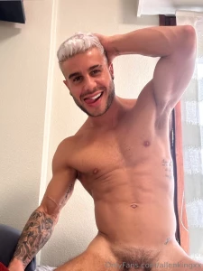 Mi hermoso cuerpo desnudo adora cuando mantienes tus ojos en l my