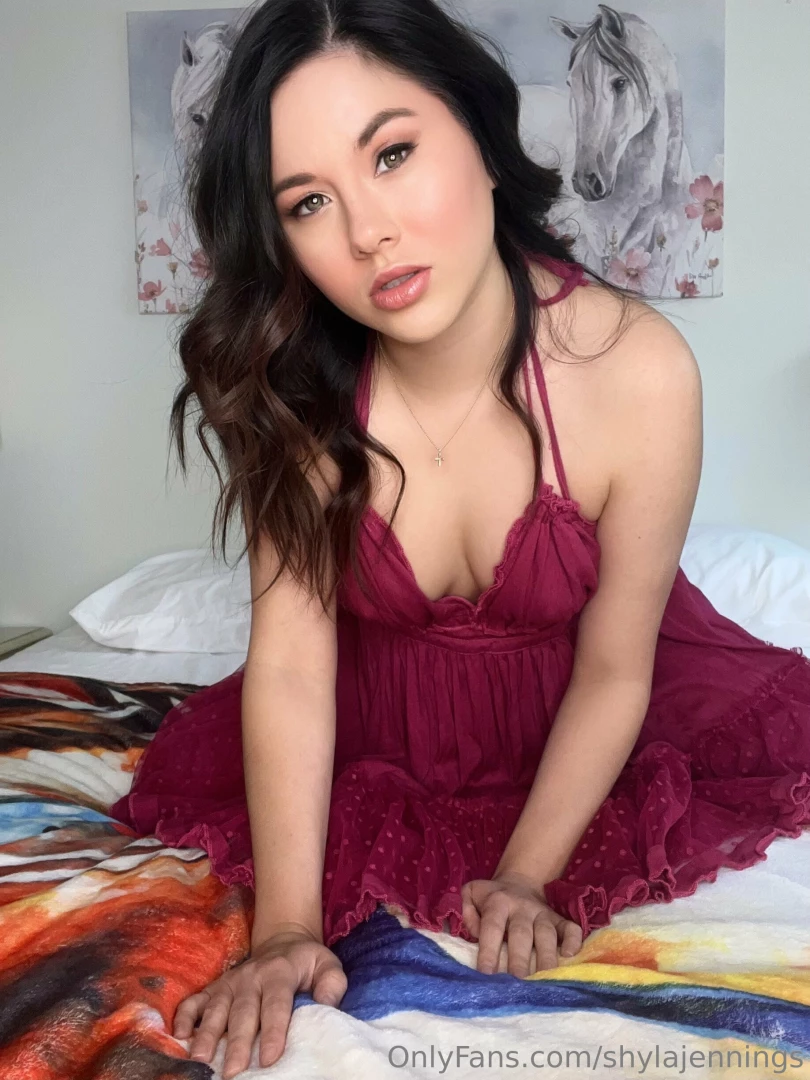 Early bird catches the worm- and the sunrise 