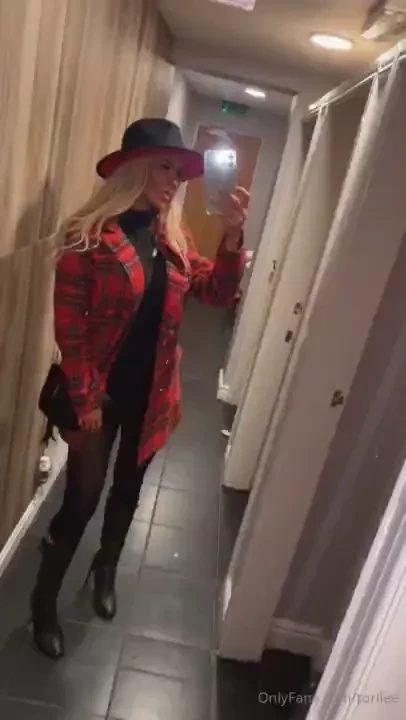 Feeling christmassy part 2 