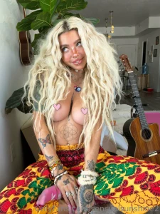 Focus on the present