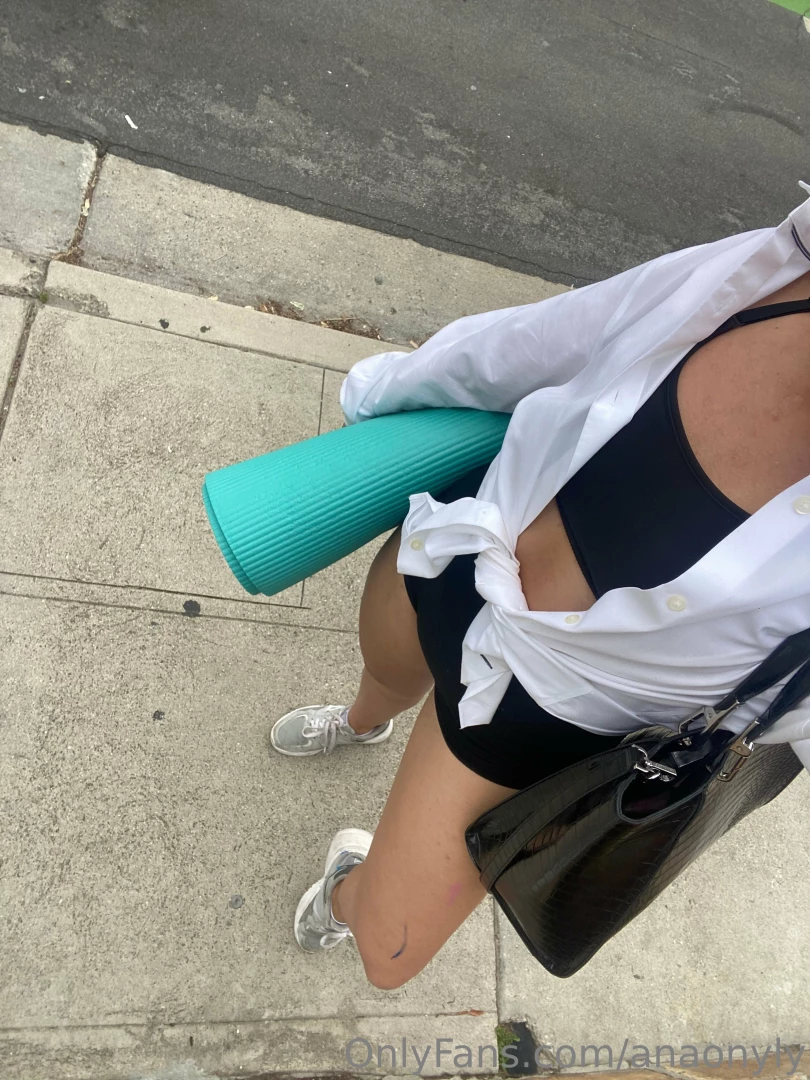 Strong body unbreakable spirit workouts never stop let s get sweaty 