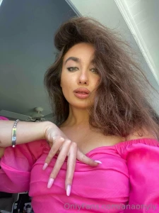 Pretty in pink i would wear this on our date night what s the best