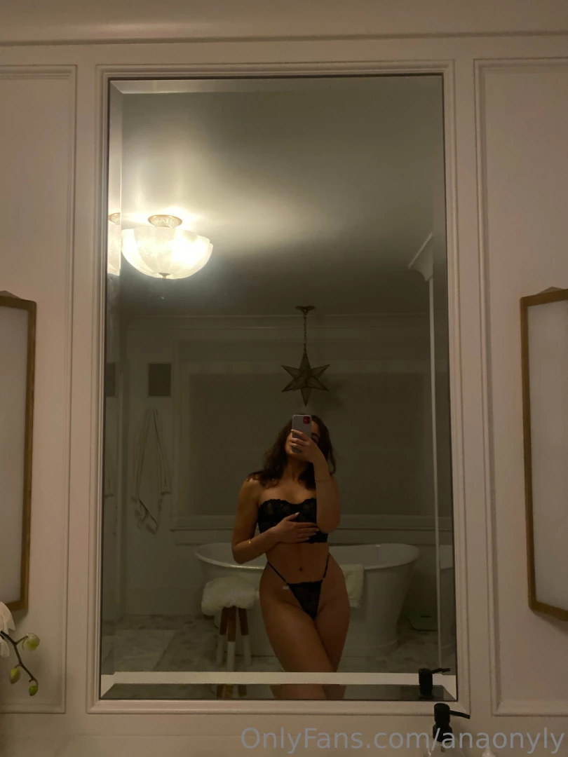 Happy weekend do you like hottub or pool better amp which do you think 