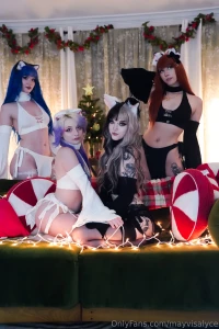 Arent these outfits that me littlespoonz_ shaekitty and therealm3dusa_