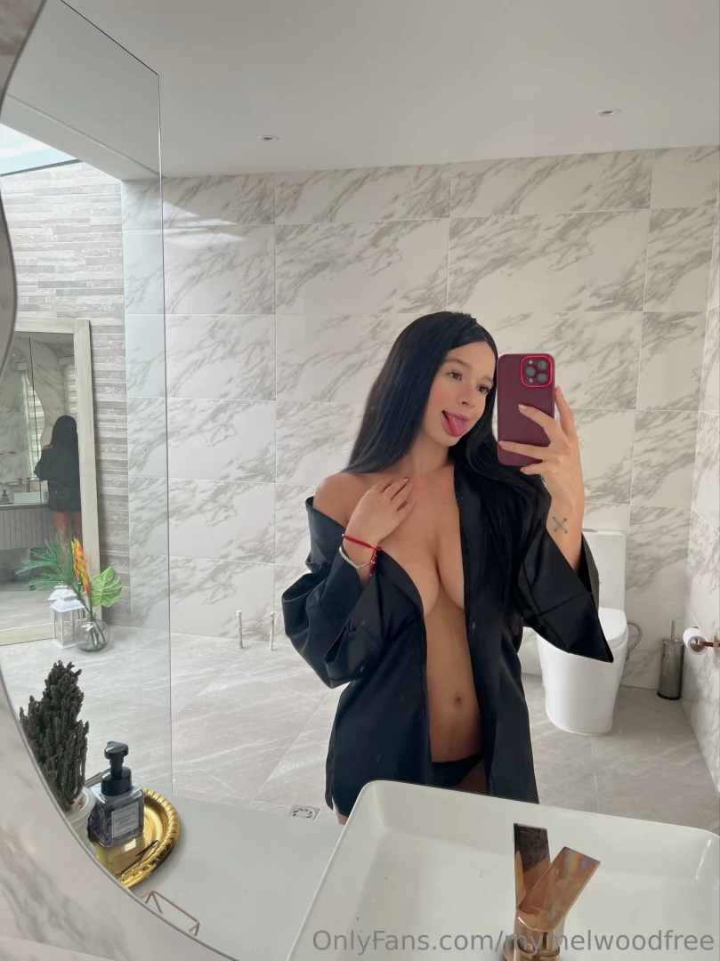 I bet i could make you blush right now 