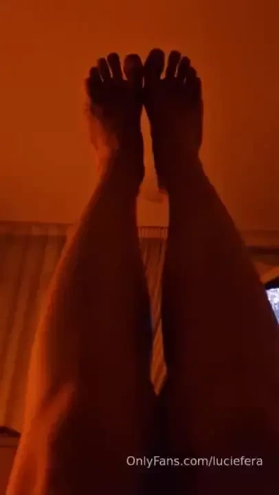Feeling like i could conquer the world with these legs today 