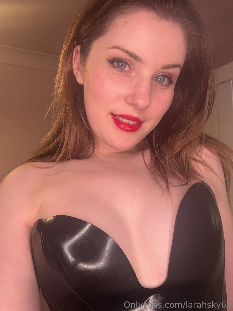 Your latex goddess ready to accept your submission 