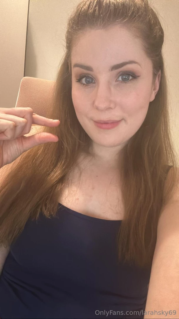 Available now for me to rate your dick amp for chats with tips of 