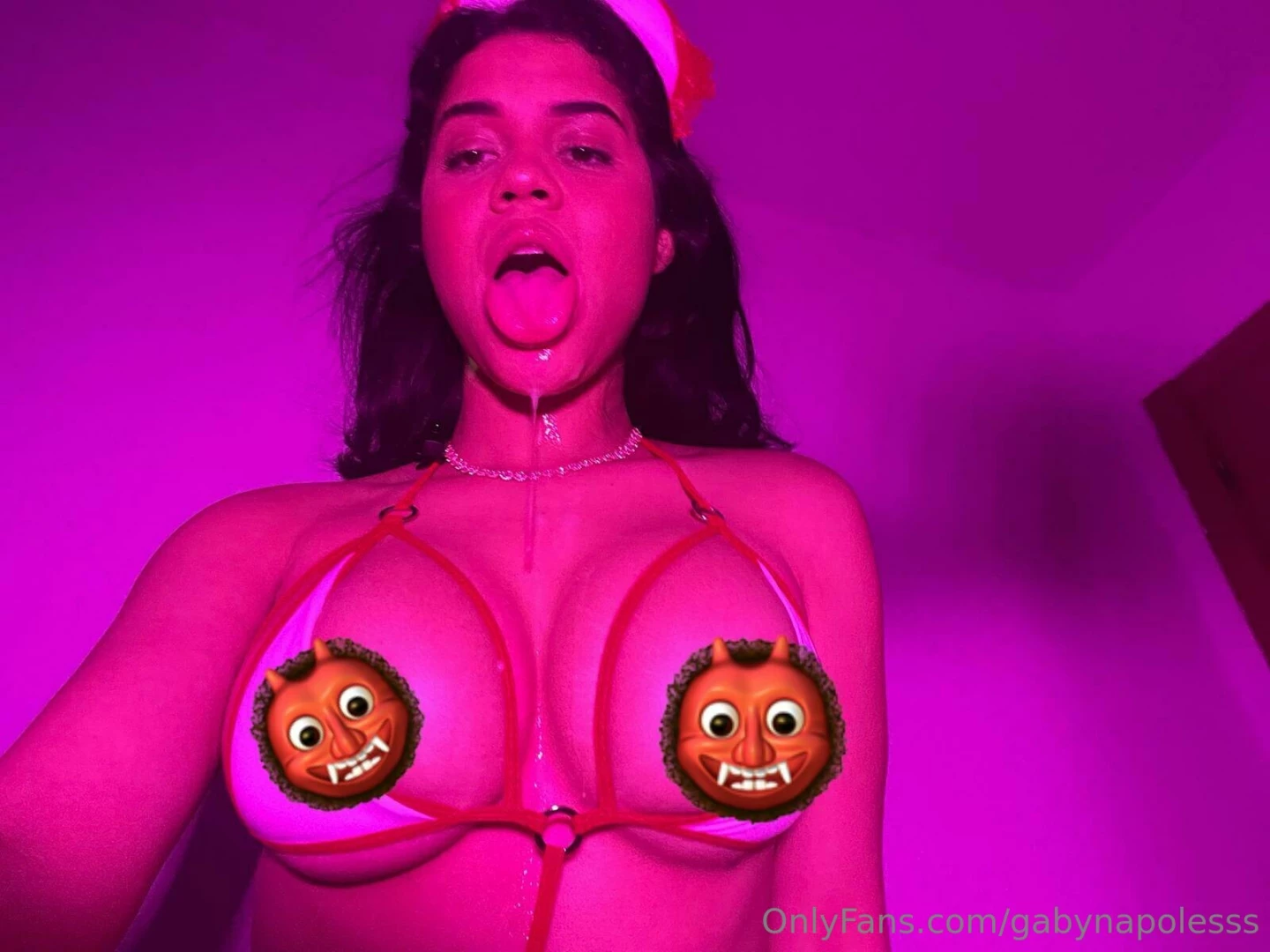 Est ardiente diablita espera por ti beb gabynapolesvip gabynapolesvip 