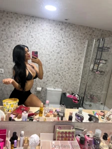 Hola mis amores este verano quiero calentarles el feed pero ustedes part 13