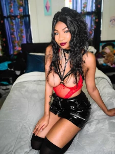 Lay me down and smash me part 1