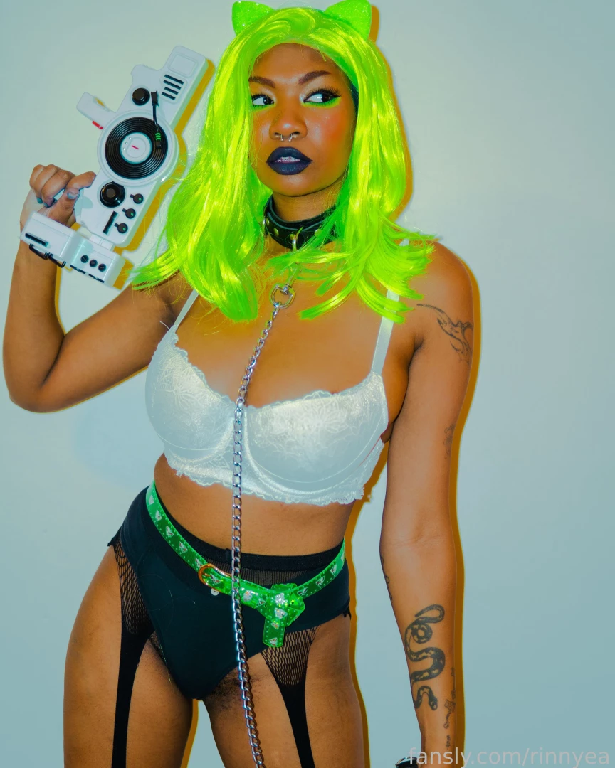 Next costume neon kitty 