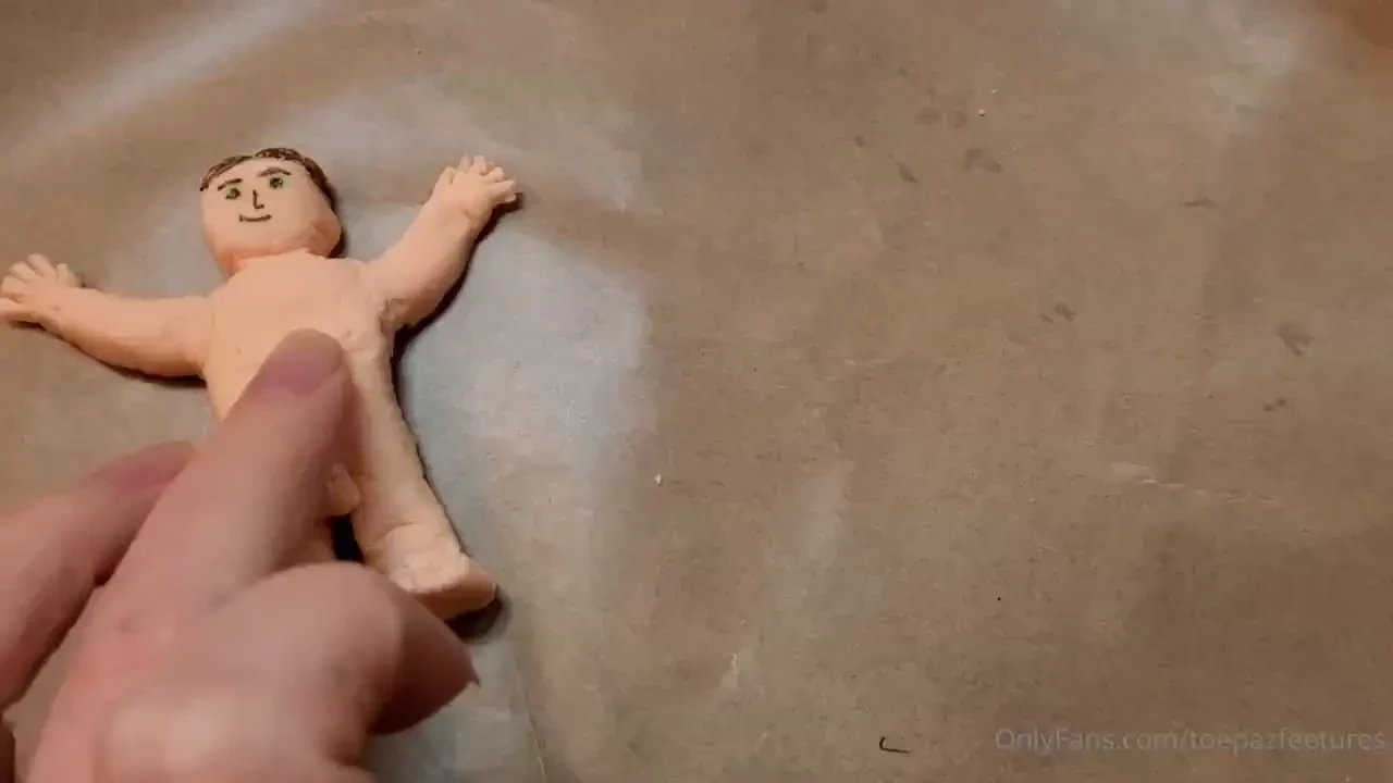 Swallowing my sweet darling my lover pleaded for me to shrink him and 