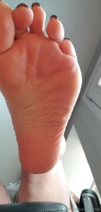 I m working hard and extremely busy and these divine soles aren t part 7