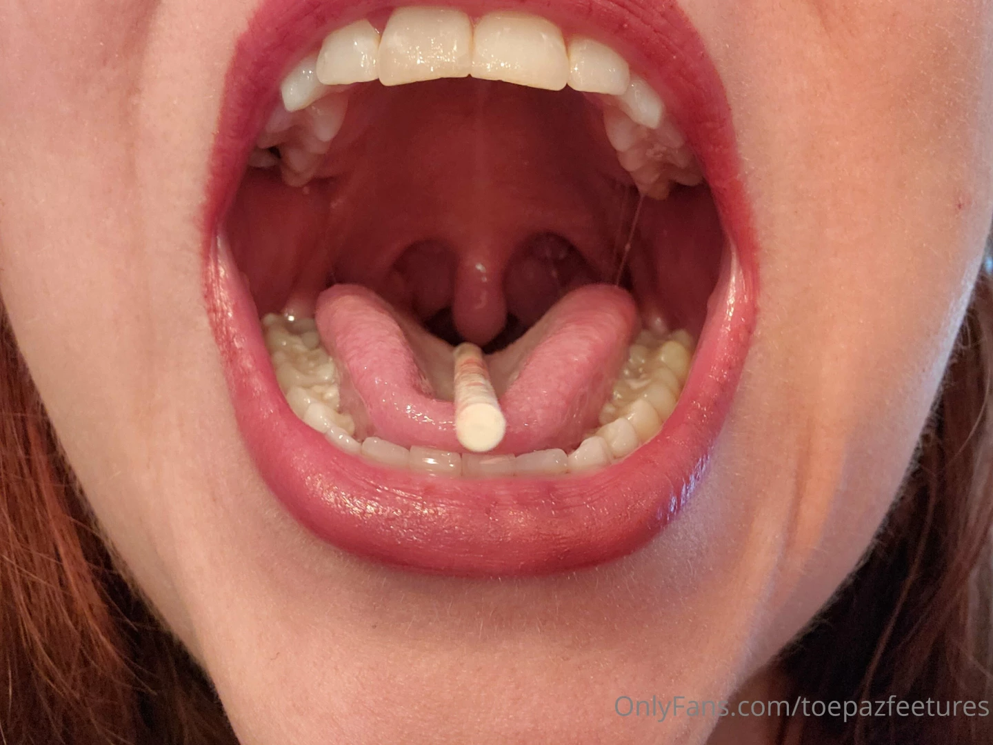 Mouth you want to see inside my mouth alright you asked for it 