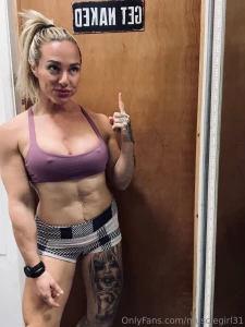 Sunday sweat session done im feeling horny who wants some sunday