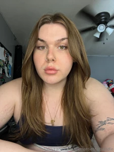 How could you resist such a pretty face tip me if you d facefuck me