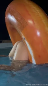 I show enzo what my pussy looks like without a thong in the pool