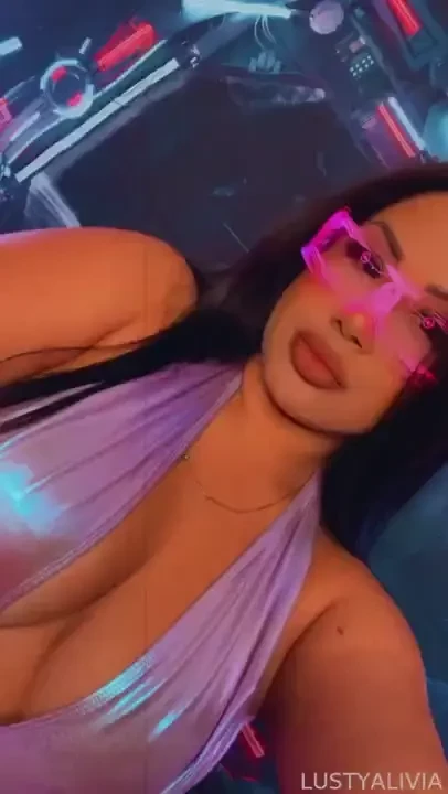 Did u know i go live every monday on of 