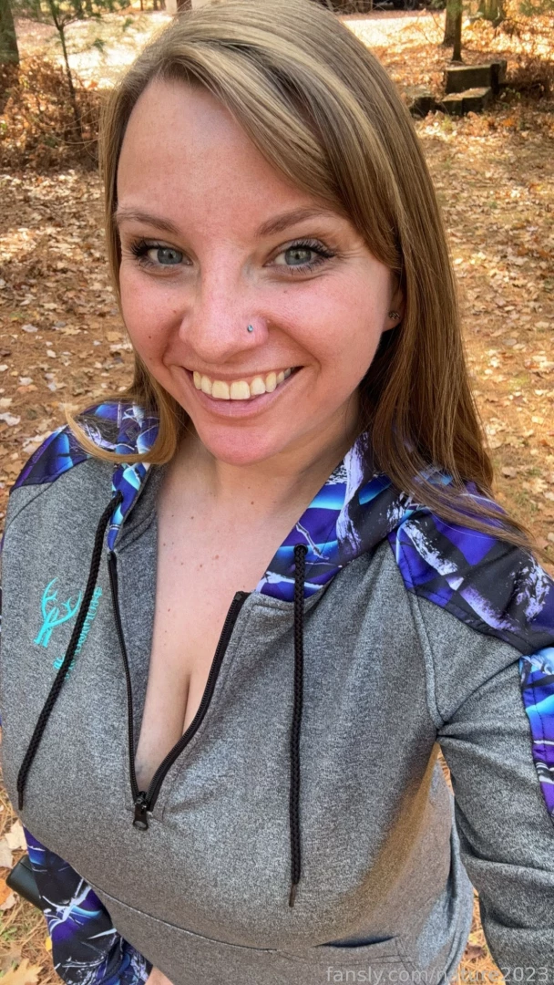 Will you keep me some company today fyp naturedani outside public pawg 